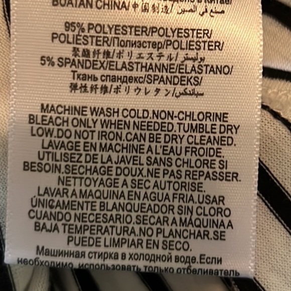 87. BCBGeneration Puffed Sleeve Striped Top - Picture 11 of 13